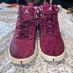 Jordan 12, Size 8.5M